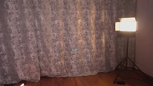 XXX chat uživo modela Hoot_owl_cb