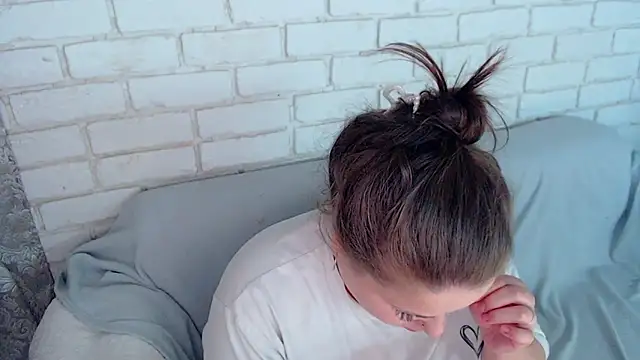 Chat +18 de Crazyy_girl_ ao vivo