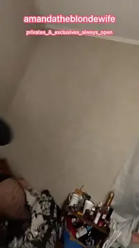 amandatheblondewife's Live XXX Chat