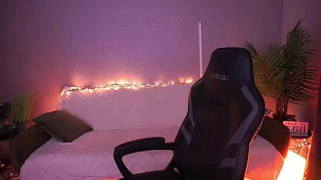 MirandaWong Chat XXX live