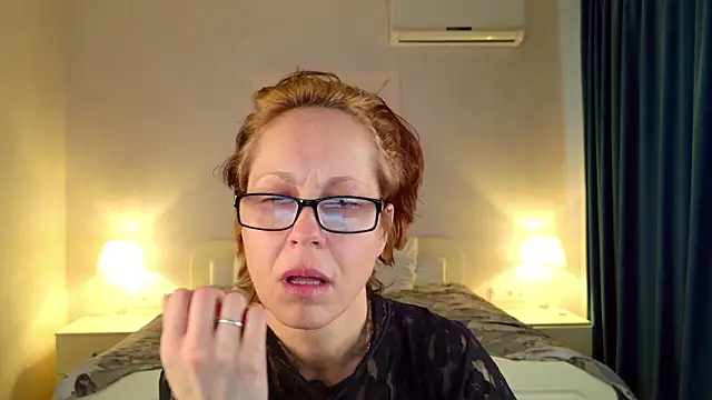 LioraWeiss 在線直播表演