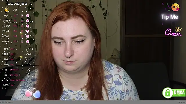 Alicia_love00 élő XXX-chatje