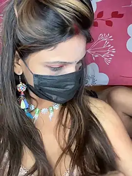 CUTI-NAINA's Live XXX Chat