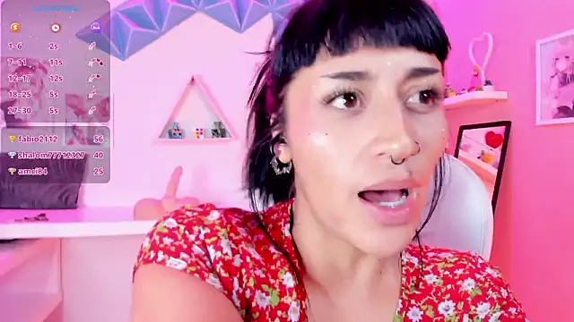 XXX chat uživo modela Valkiria_ponce