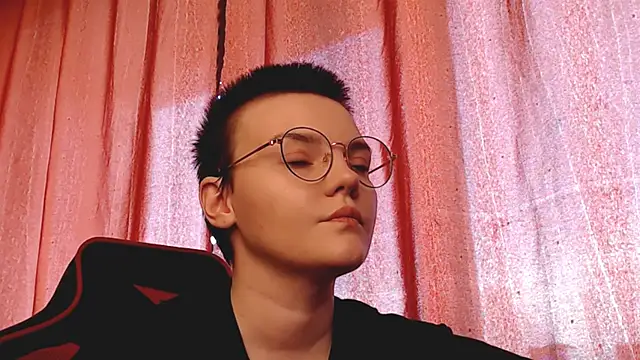 XXX chat uživo modela KrisNeal