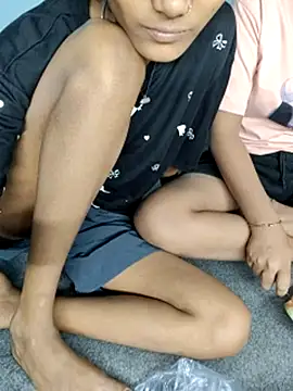 Lesbians_NO1 – Naživo XXX chat