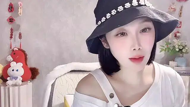 XXX chat uživo modela Pinkgirl520