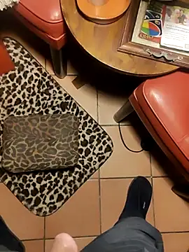 TAMI61: διαδικτυακό σόου στην κάμερα