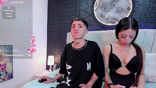 Živý XXX chat magiic_lesbii