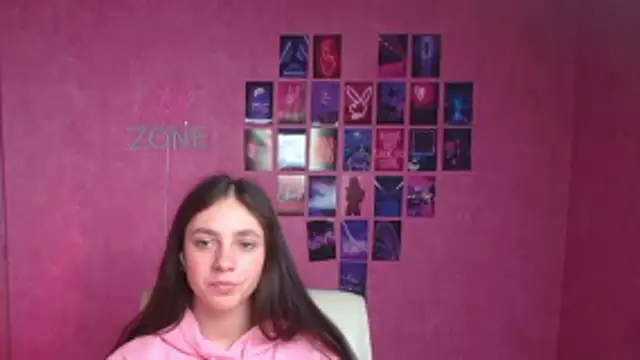 XXX chat uživo modela KissMeJulia