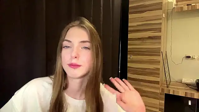 PollyDream's Live XXX Chat