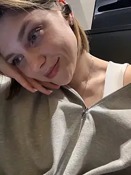 XXX chat uživo modela ValenciaShock