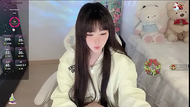 Chat +18 de yuii-7 ao vivo