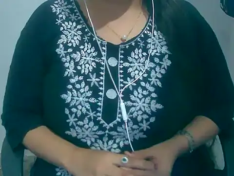 Cute_Aliyaa 라이브 XXX 채팅