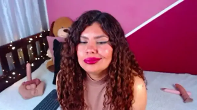 Queenamazon1's Live XXX Chat