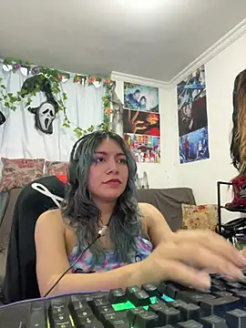 VaioletUwU Webcamshow