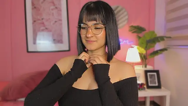 SoySaraa's Live XXX Chat