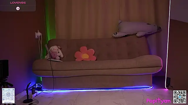 popityan1's Live XXX Chat