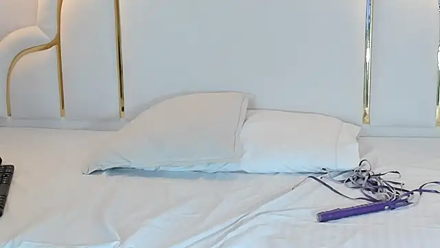 XXX chat uživo modela naughtyrose_vc