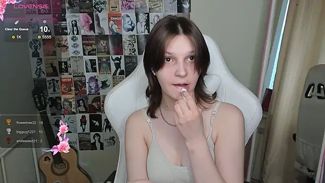 دردشة AudreyyKim الجنسية المباشرة