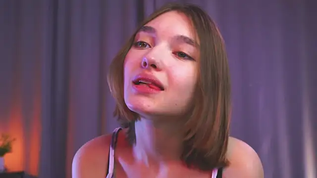 Chat XXX en directo de Leyla_crsh