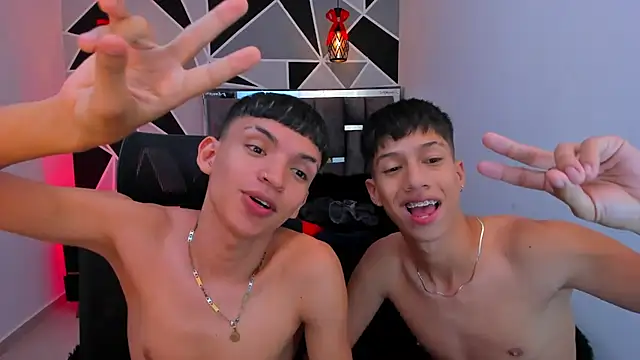 Juan_Nd_Steven Live XXX Chat