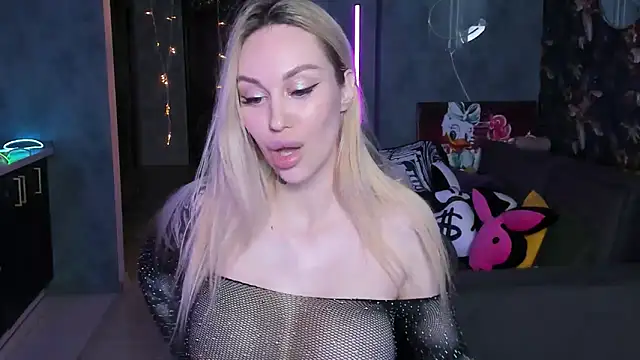 Blckmirrorr's Live XXX Chat