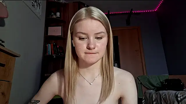 ChongTreece's Live XXX Chat