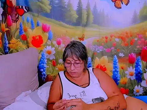 indianroxy: онлайн-секс-чат