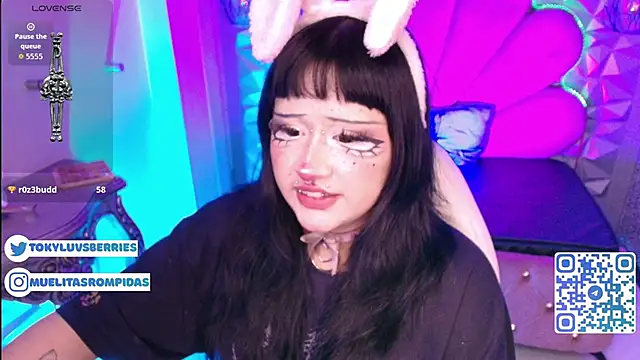 Chat XXX en directo de toky_doll