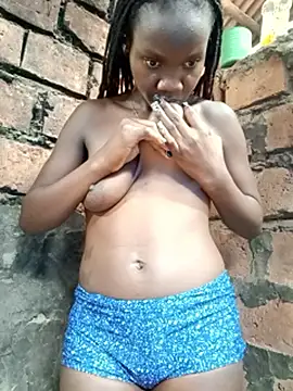 Black_juicy24 在線直播表演