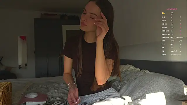 Онлайн чат XXX emmsee