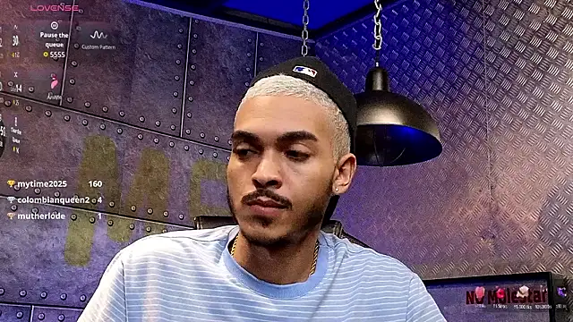 MarcusRain_ Chat XXX in diretta