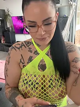 แชท XXX สดของ NyxTattoo