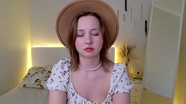 Chat +18 de CandiceKingzzz ao vivo