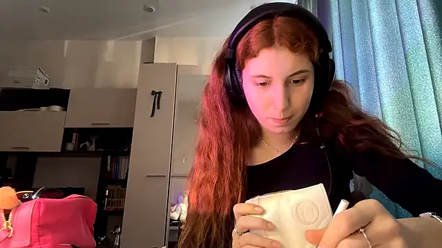 AliceCarrolのライブXXXチャット