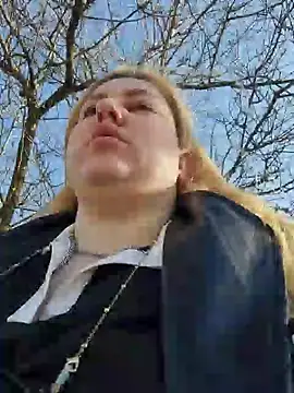 Chat XXX en directo de LianaJu