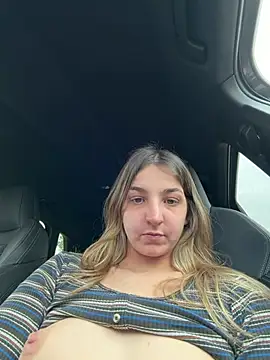 DoriDelux66のライブXXXチャット