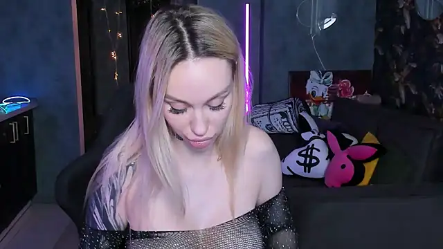 Blckmirrorr 即時 XXX 聊天