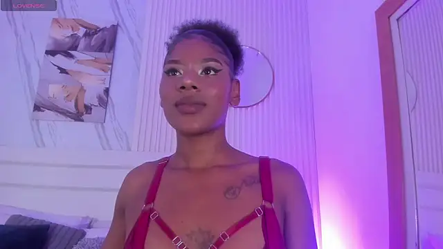 Afro_Luna élő XXX-chatje