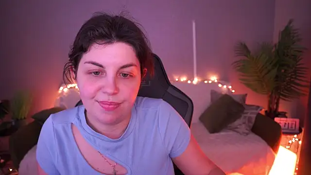 MirandaWong Chat XXX in diretta