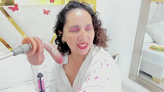 Luna_Naughty1: онлайн-секс-чат