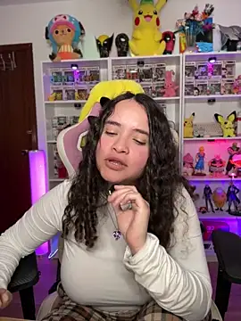 Chat +18 de Sweet_sully__ ao vivo