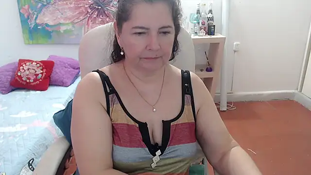 leonela_69's Live XXX Chat