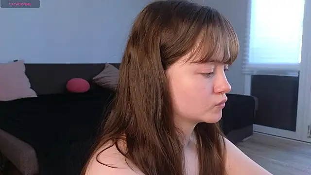 MillaKowal Chat XXX in diretta