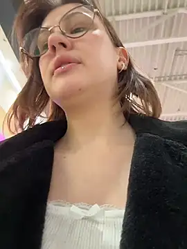 RinaCat 现场XXX聊天