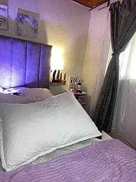 juliana-mancini: απευθείας συνομιλία ΧΧΧ