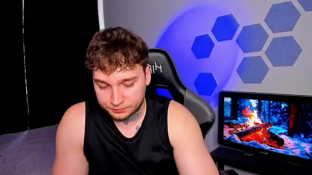 Chat +18 de Chris_Tyson ao vivo