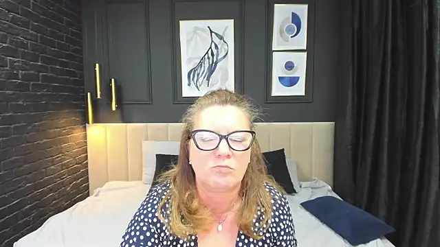 Онлайн чат XXX LeaPure