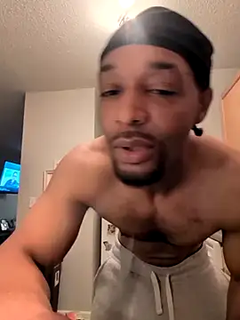 TheGoldenBoldy321 webkamerás műsora